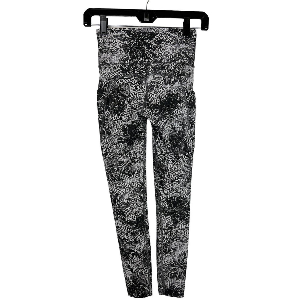 Lululemon Fast Free 7/8 Tight Size 2 Serigraph Starlight Black Floral Print 25" - Picture 2 of 10